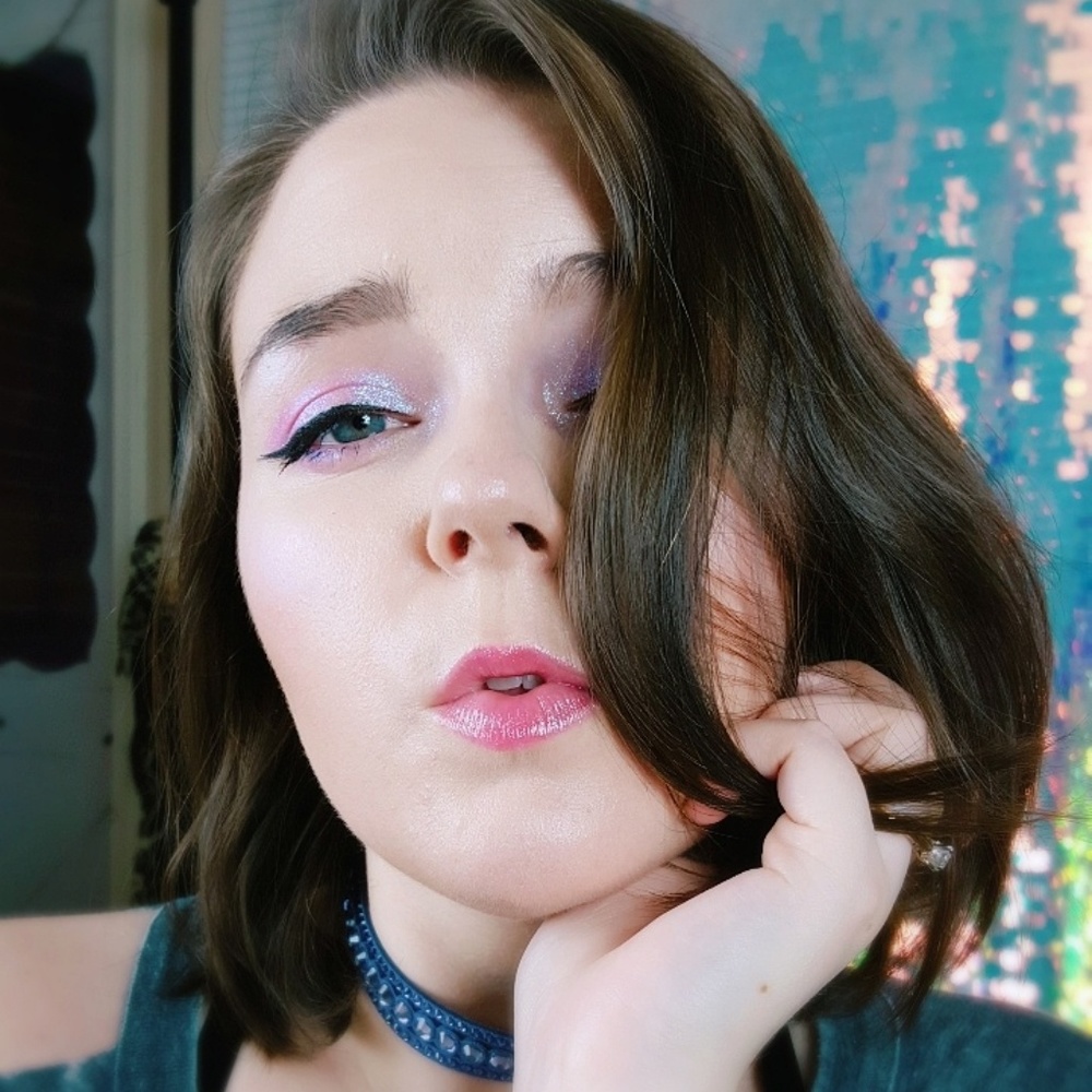 Meet you seller/buyer <3